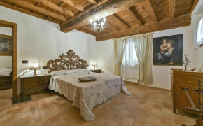 Agatha, Florence